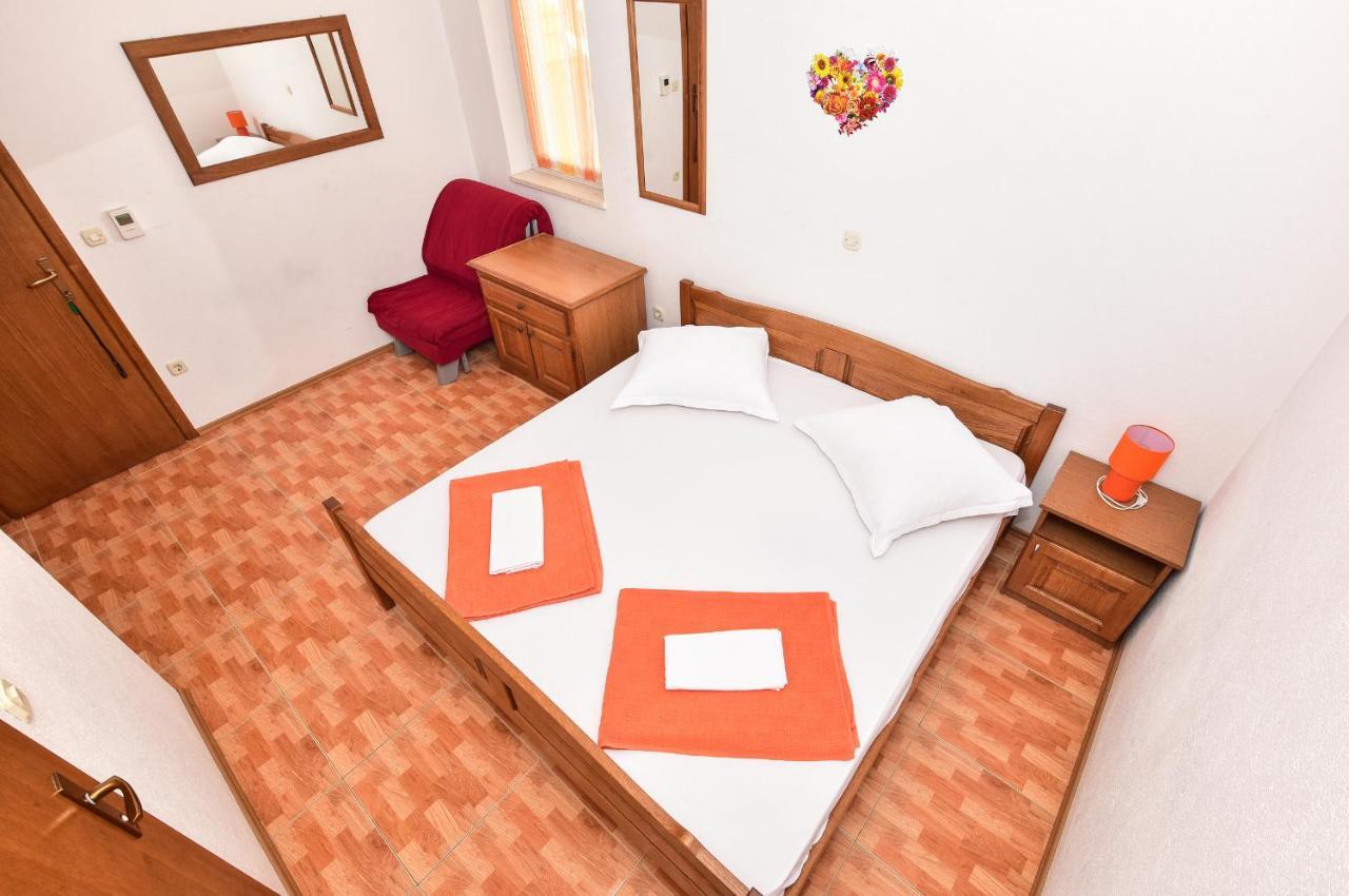 Apartmani Roso Макарська Екстер'єр фото