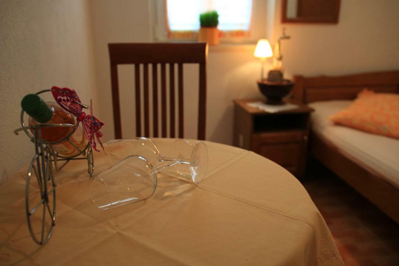 Apartmani Roso Макарська Екстер'єр фото