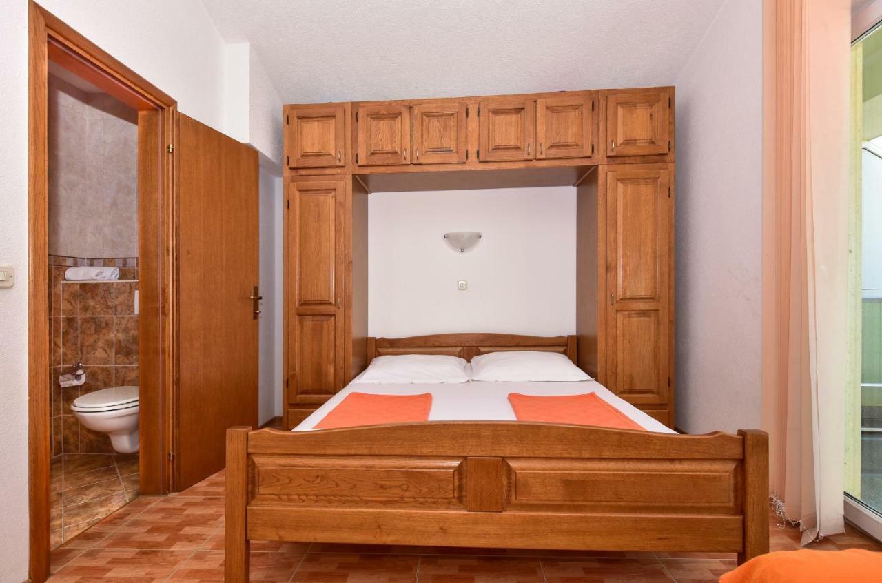 Apartmani Roso Макарська Екстер'єр фото